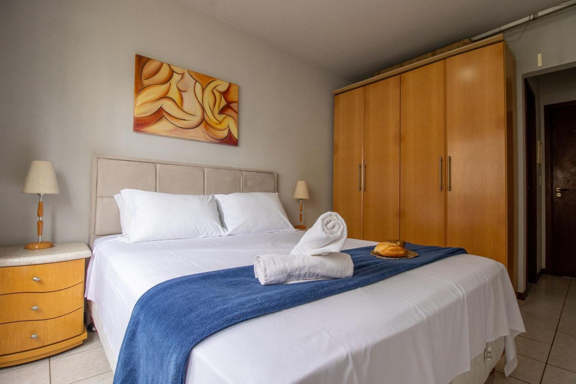 Iso86b - Sacada Com Churrasq, 2 Dorm, Climatizado *
