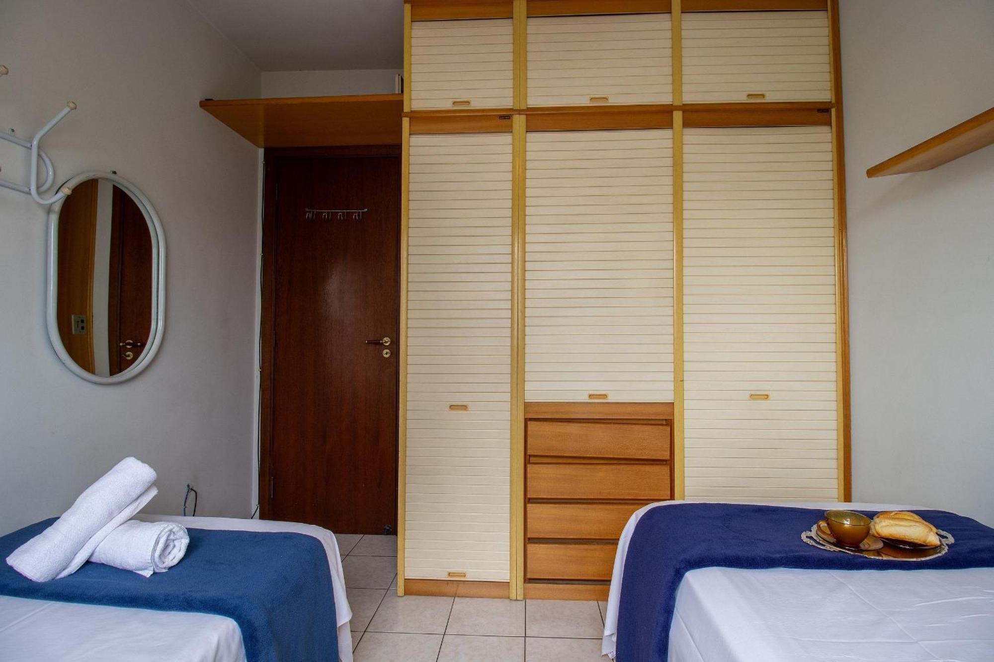 Iso86b - Sacada Com Churrasq, 2 Dorm, Climatizado Apartamento