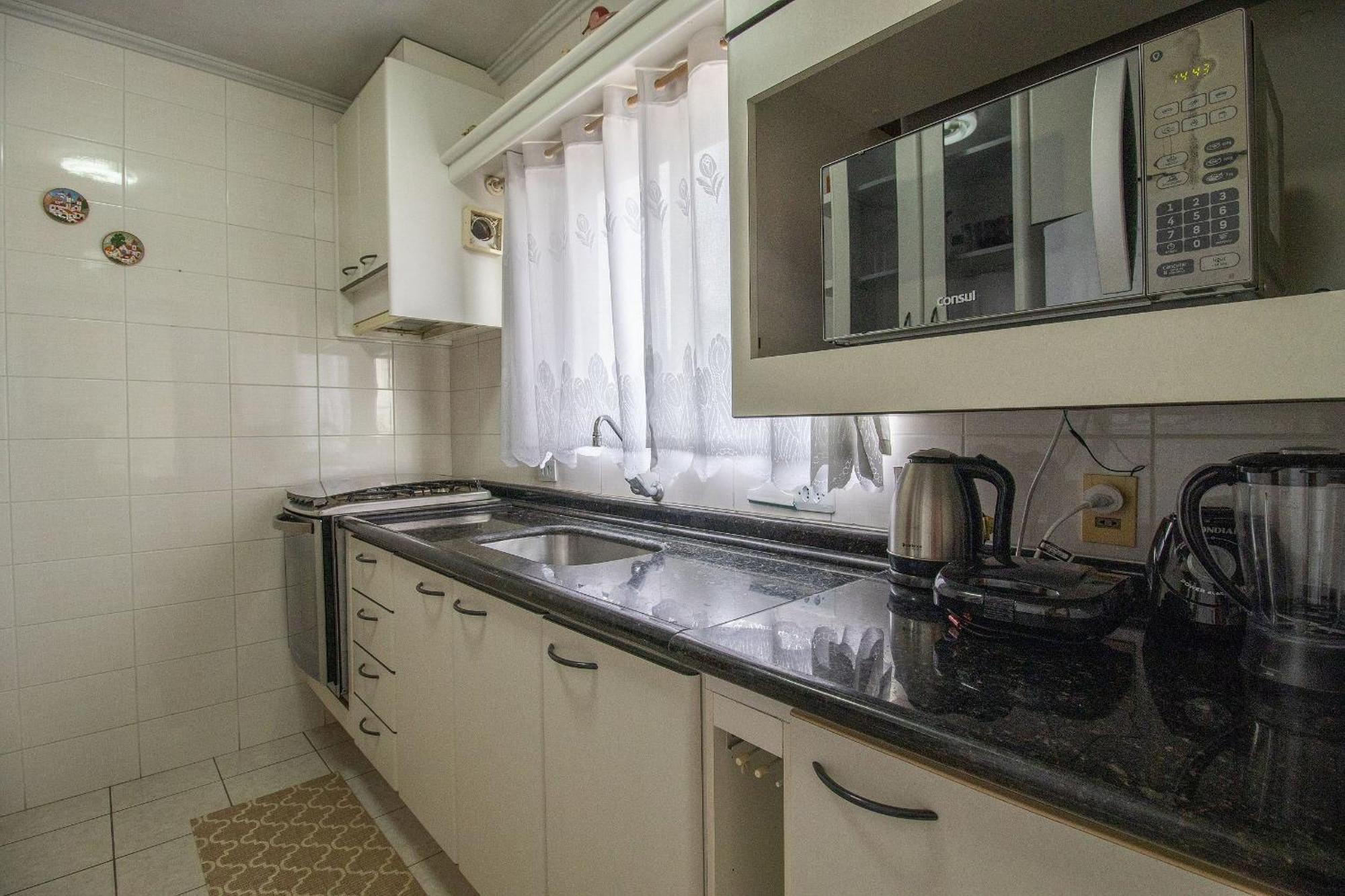 Iso86b - Sacada Com Churrasq, 2 Dorm, Climatizado *