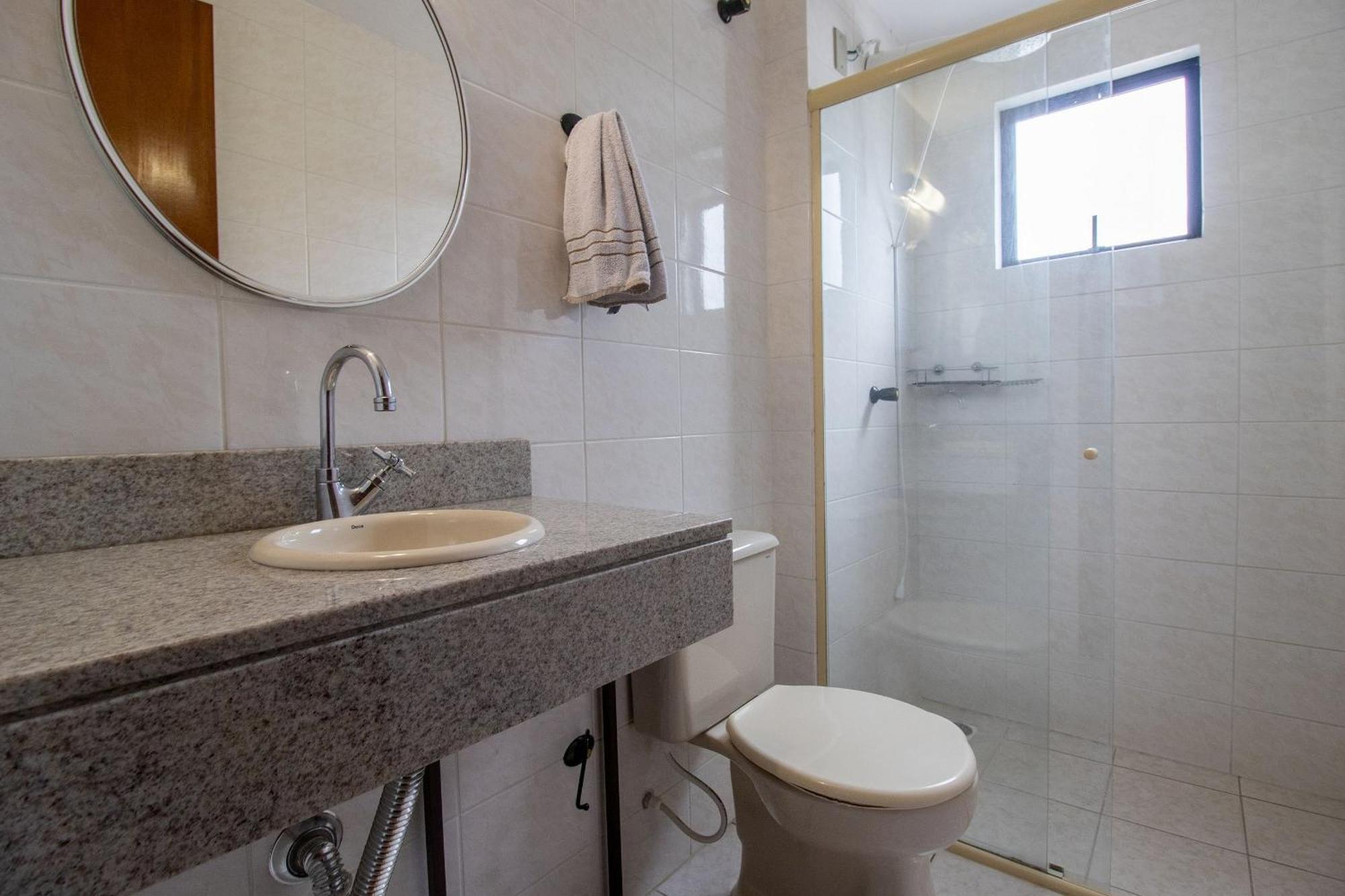 Iso86b - Sacada Com Churrasq, 2 Dorm, Climatizado Apartamento *