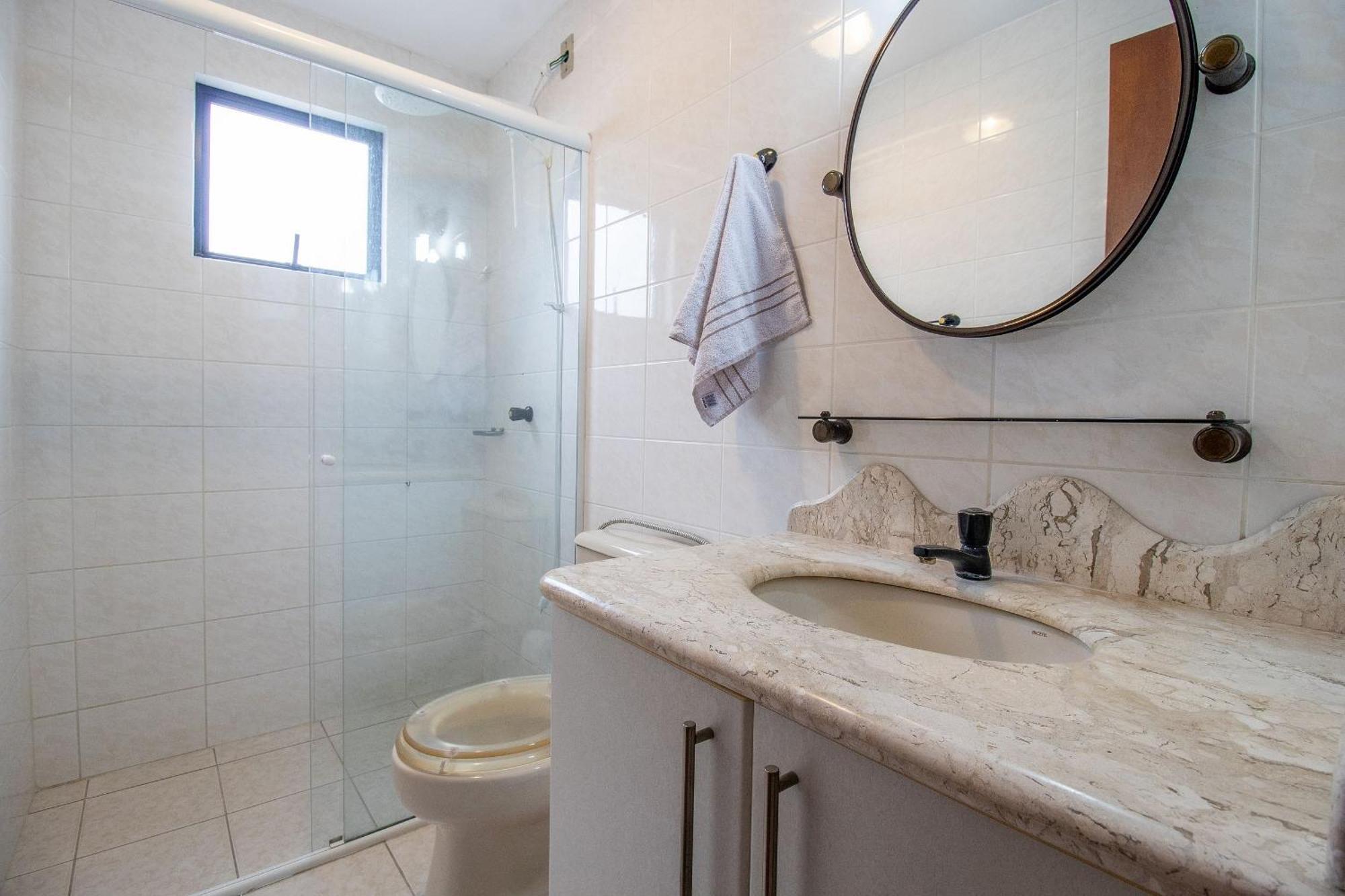Iso86b - Sacada Com Churrasq, 2 Dorm, Climatizado * Balneario Camboriu